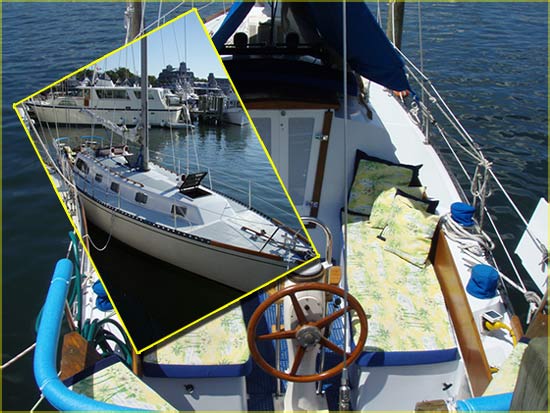 The deck is a comfortable place to relax and enjoy the marina!